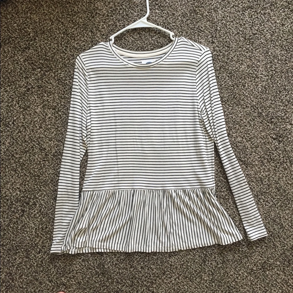 Black and white striped long sleeve tee